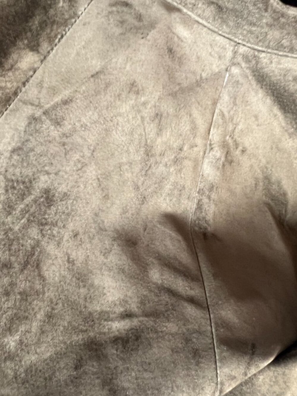 Danier Olive Green Suede Skirt - Picture 9 of 9